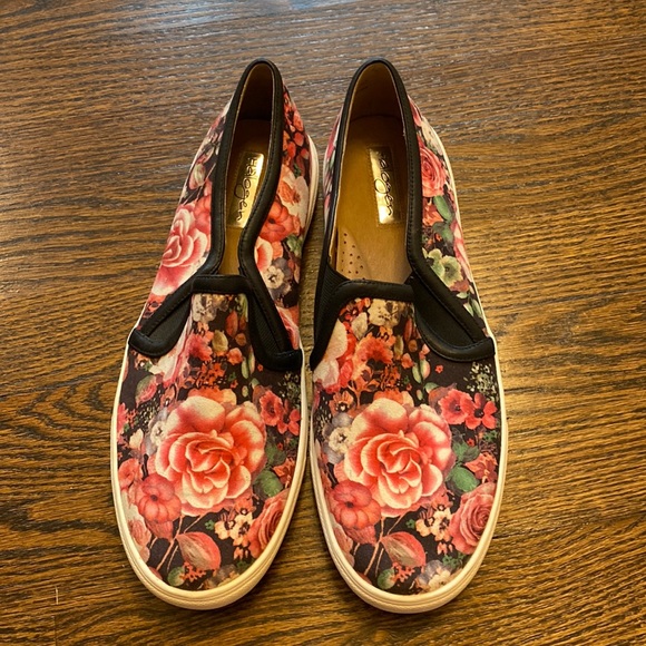 Halogen Floral Sneakers Size 9 - Picture 1 of 5
